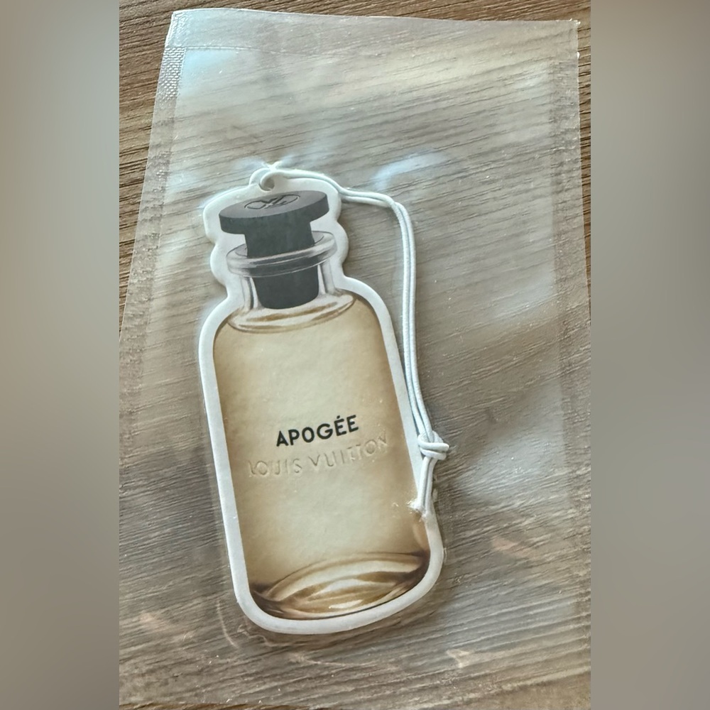 LOUIS VUITTON Apogee Car Air Freshener